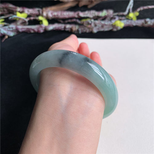 7月新品 鸿玉翡翠60圈口冰糯种飘乌鸡正圈玉手镯女款正品3V60701