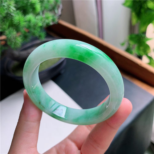 9月新品 鸿玉翡翠53圈口冰糯种飘阳绿正圈玉手镯女款正品7E20905
