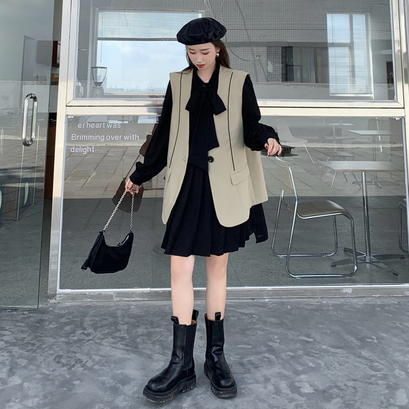 Real price real shot suit Korean loose and versatile simple Vest + loose college casual pleated skirt