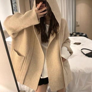 女春秋冬2025新款 廓形连帽大口袋针织开衫 韩系设计感小众毛衣外套