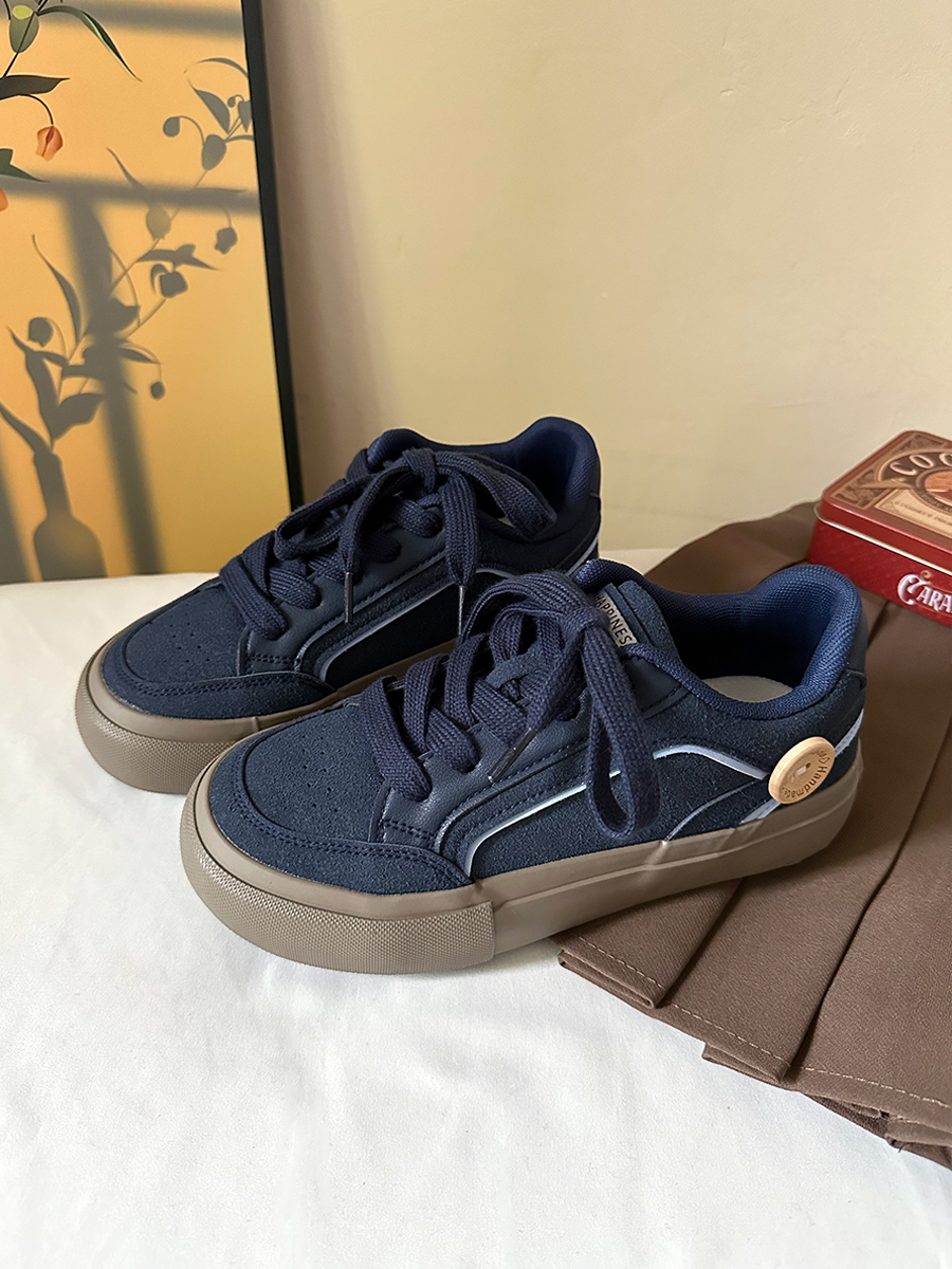 单鞋韩系平底普鲁士蓝板鞋