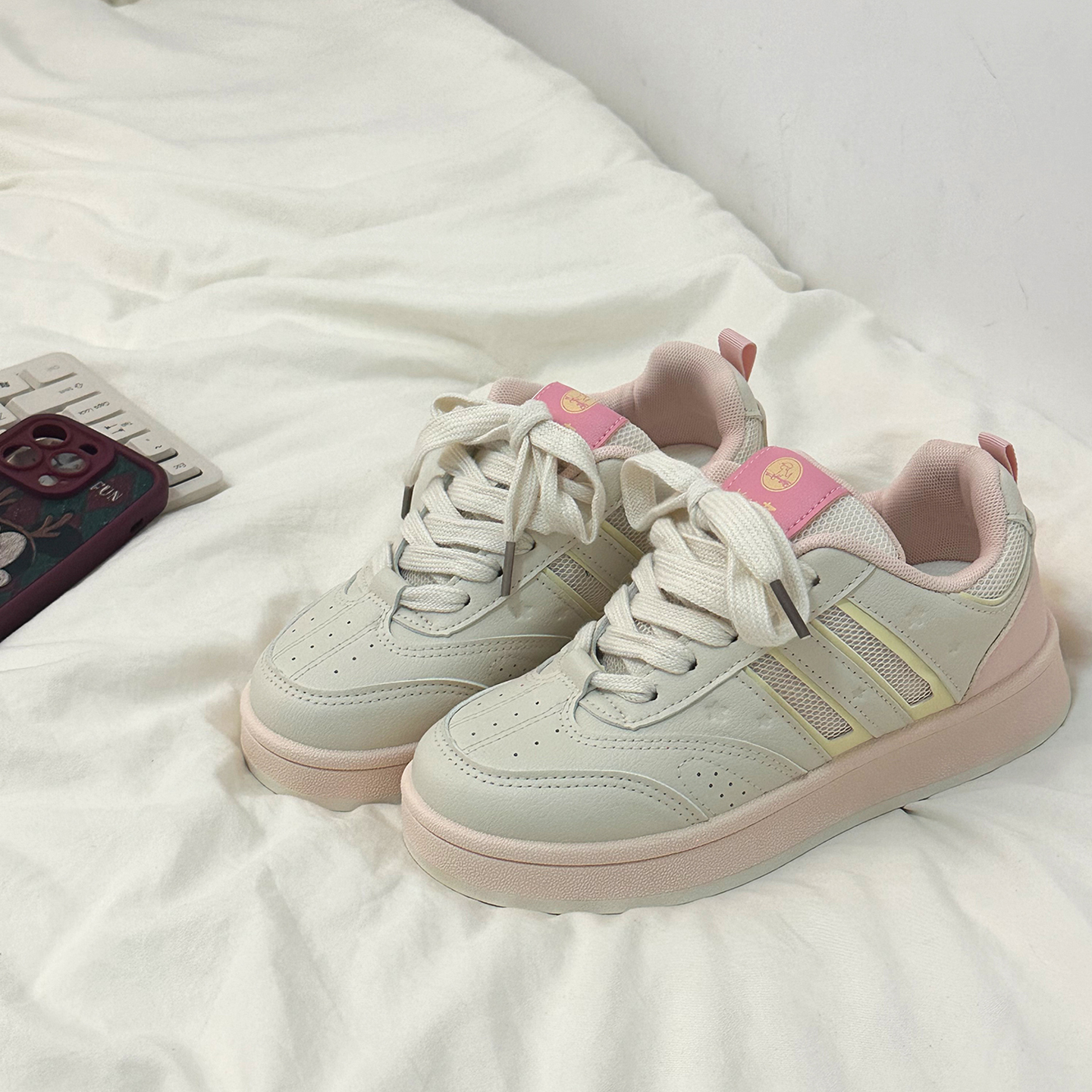 成宇阳可爱透气小白鞋子女百搭2025夏季学生新款休闲运动厚底板鞋