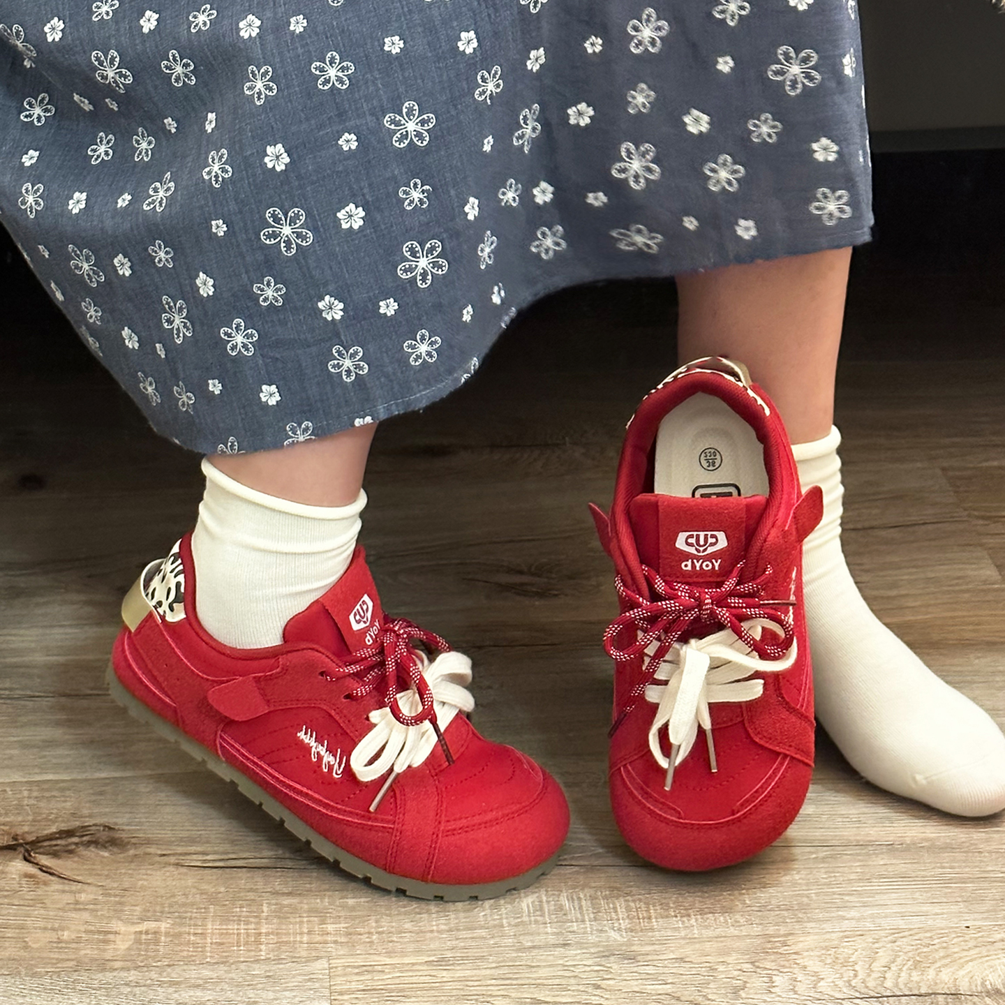 小众复古红色赛车鞋子女2025秋季百搭学生chic休闲软底德训运动鞋