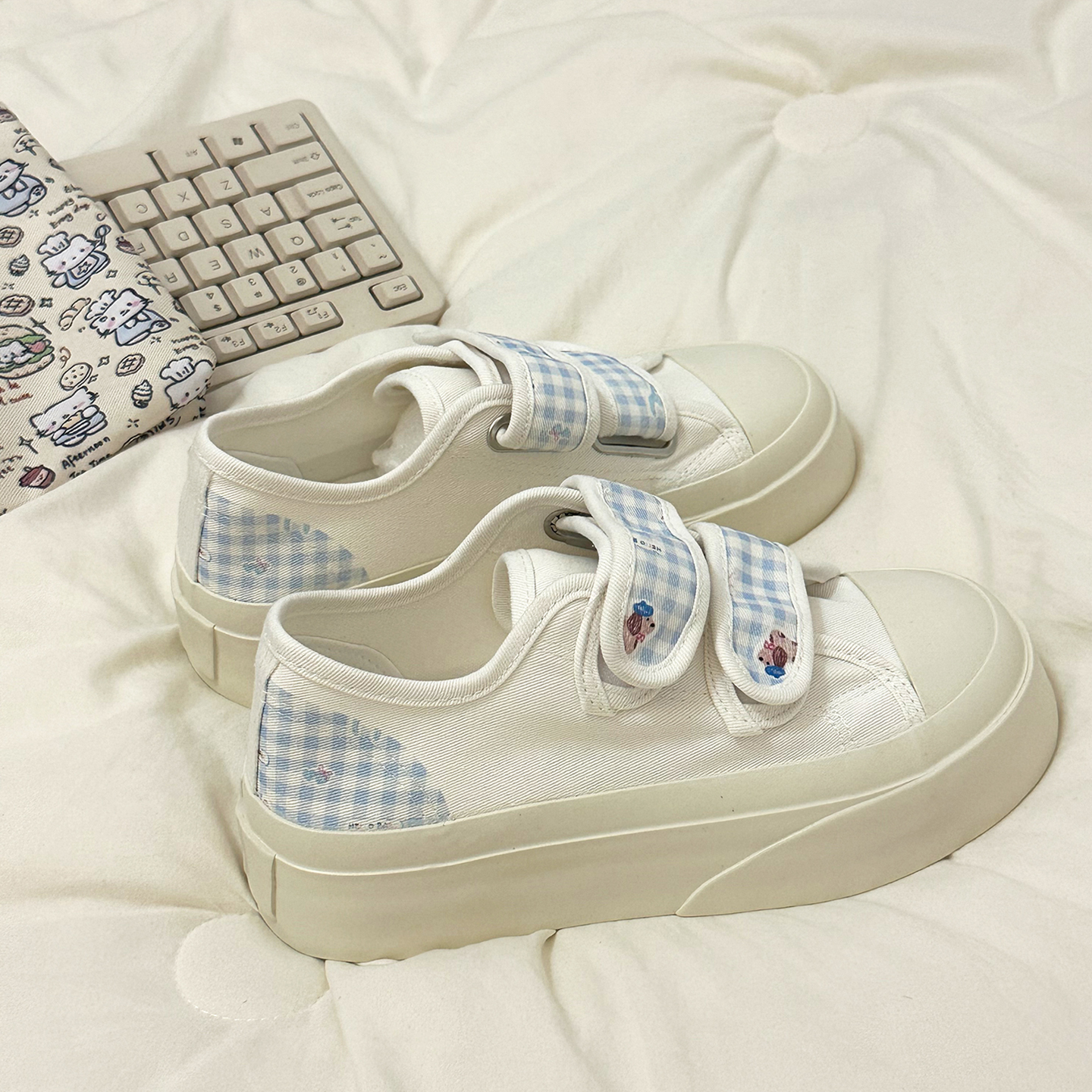 成宇阳 透气可爱帆布鞋女2025夏季薄款学生百搭ins厚底休闲小白鞋