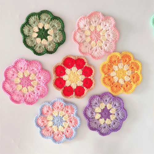 梓菡家手工钩织可爱凤尾花杯垫