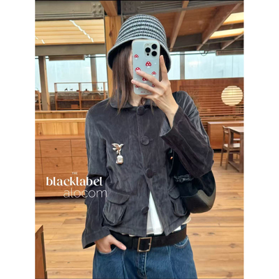 宋妍霏同款 25秋冬新款 正肩膀小版型雾灰色复古短款外套上衣褶皱