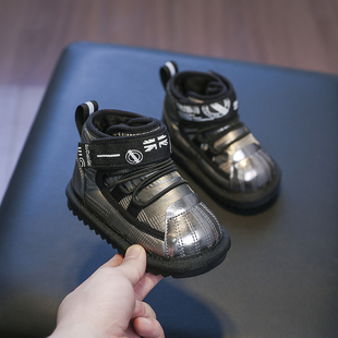 冬季 防滑加厚小靴子 宝宝大棉雪地靴保暖亮面防水儿童欧美风机能鞋