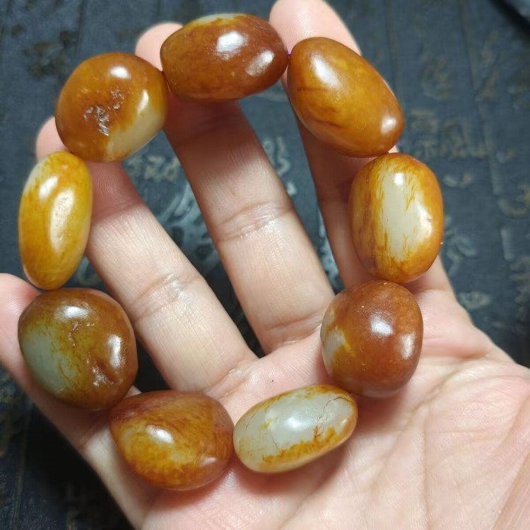 红沁皮籽料随形原石手链手串