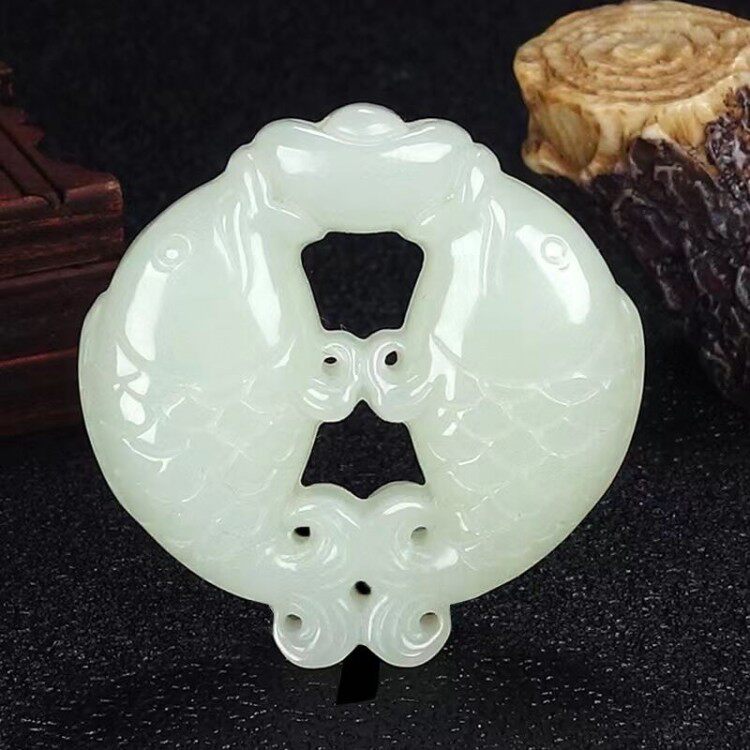 天然和田玉年年有余吊坠男女款白玉双鱼挂件双面雕刻鱼儿小鱼玉佩