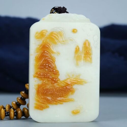 收藏级新疆和田玉山水意境吊坠