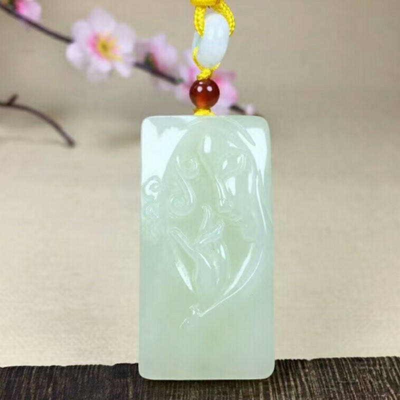 男款天然观音挂件证书新疆和田玉