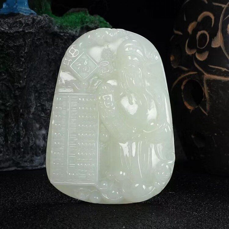 新疆和田玉财神吊坠羊脂白玉日进斗金
