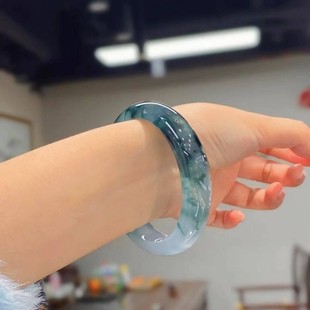 缅甸翡翠手镯冰糯种飘花翡翠处理玉镯子女款正圈通透玉镯手镯礼品