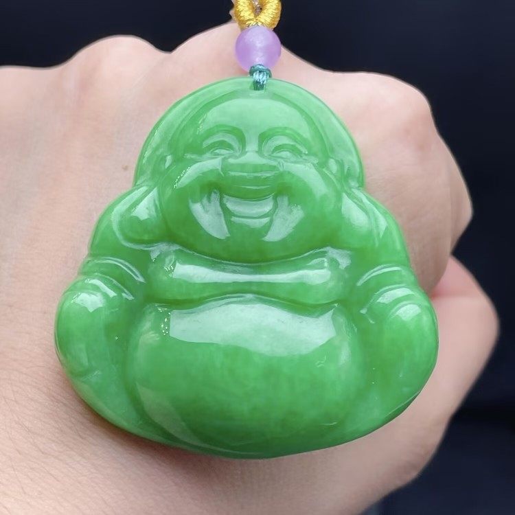 豆绿色大号翡翠处理笑佛挂件女款
