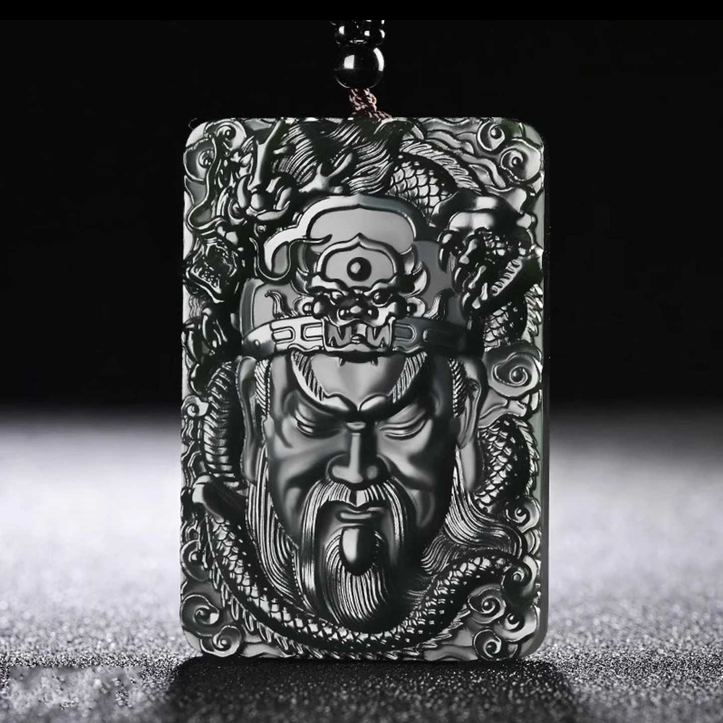 和田玉关公玉牌吊坠青玉细料关羽牌子玉挂件男款武财神关二爷玉佩