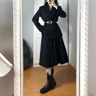 高级感黑色西装连衣裙子女秋冬季2025新款小个子香风韩系穿搭套装