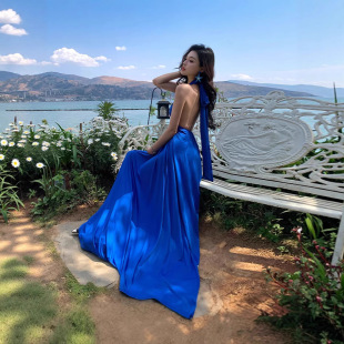 2025法式超仙荷叶边度假露背挂脖吊带连衣裙女氛围感海边拍照长裙