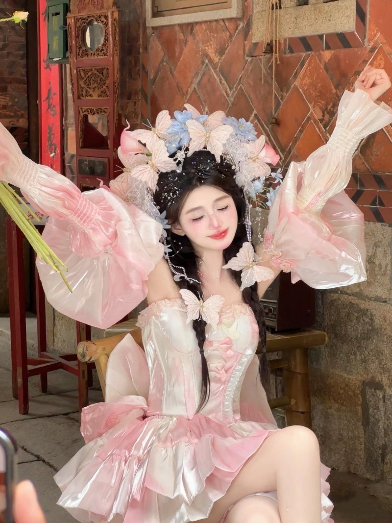 簪花服装公主裙法式蝴蝶蓬蓬裙