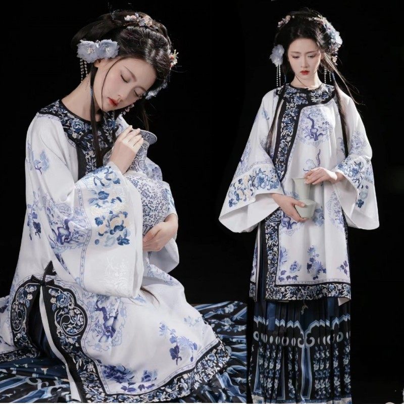 影楼青花瓷清汉女格格服摄影汉服