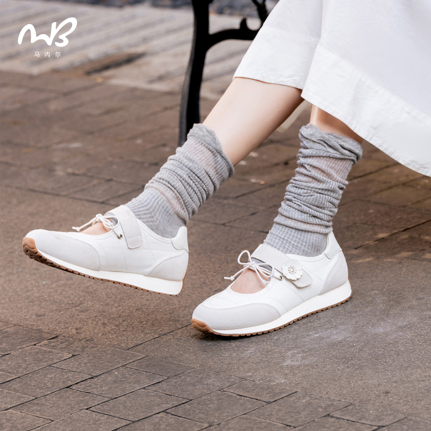 马内尔复古风芭蕾德训鞋女魔术贴平底时尚百搭白色系带休闲运动鞋,女鞋,德训鞋,淘宝优惠券,粉丝福利购,淘宝优惠卷
