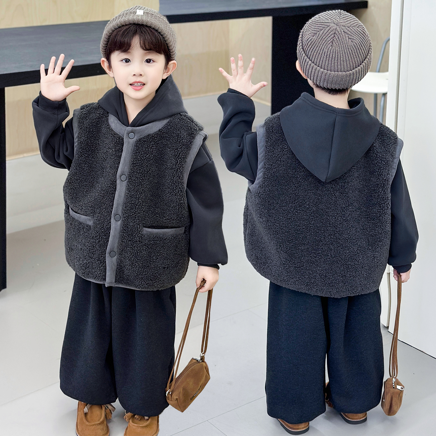 男童套装冬季新款2025新款儿童冬装三件套中大童休闲运动服保暖