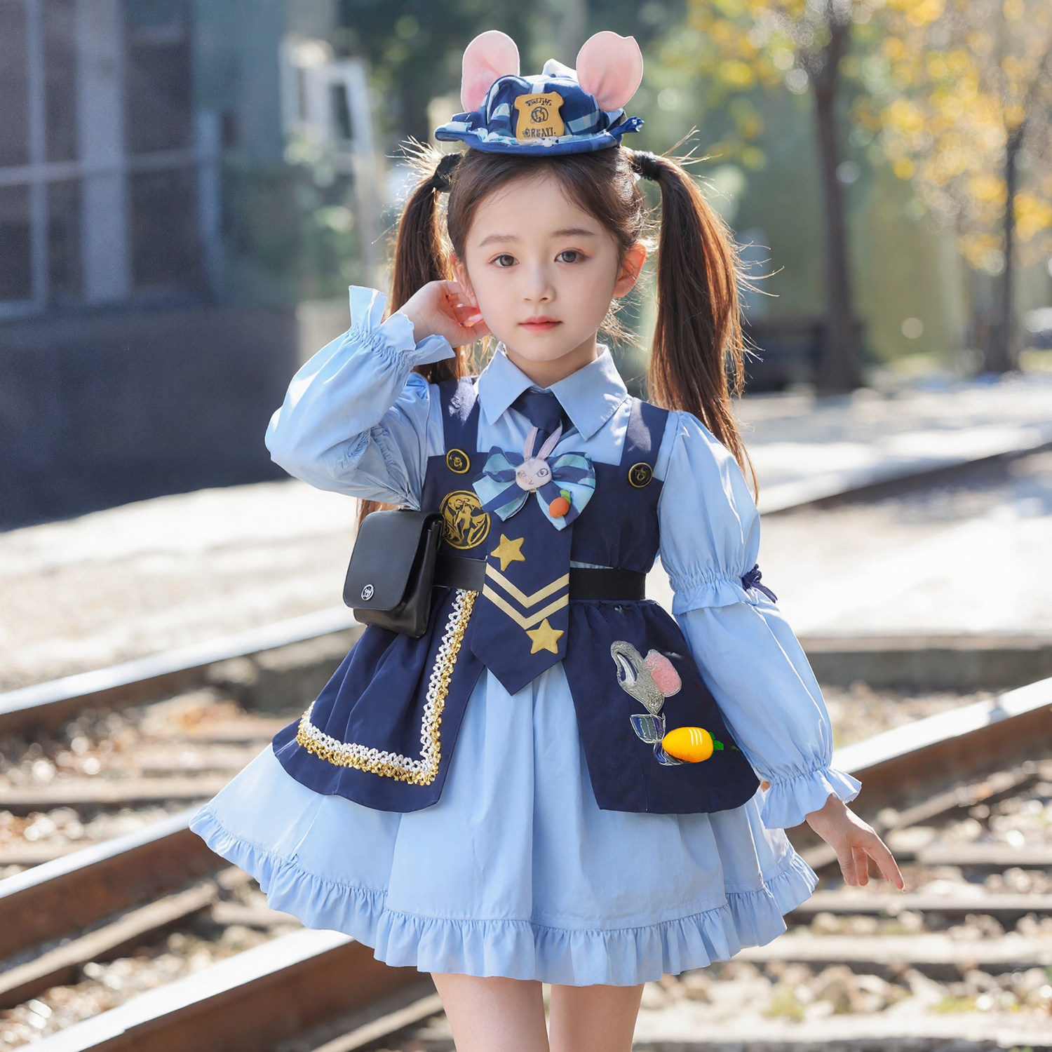 男童套装疯狂动物城尼克狐狸演出服女童朱迪兔子警官儿童cos服装
