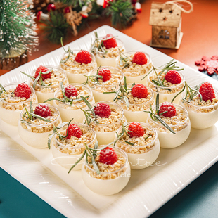 圣诞树酸奶杯蛋糕新鲜圣诞节平安夜下午茶歇水果cupcake纸杯甜品