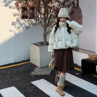 爆款韩系短款羽绒服时尚洋气围巾2025新版90白鸭绒外套