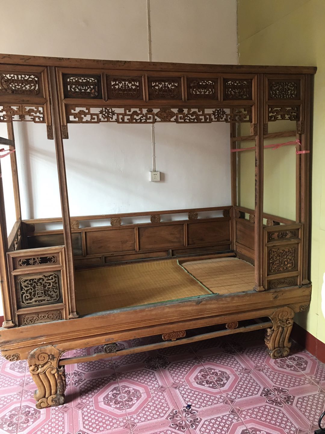 清代楠木草龙工架子床老家具老古玩古董收藏级