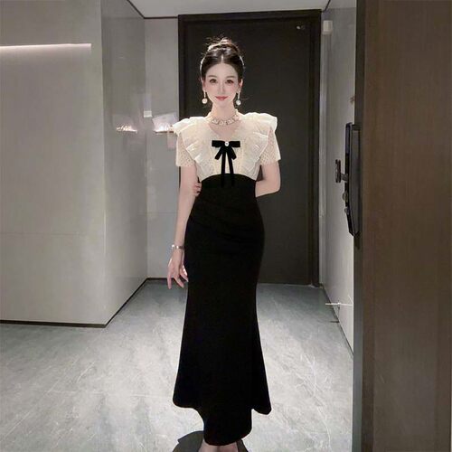 2026夏季新款女法式荷叶边V领撞色收腰显瘦包臀鱼尾连衣裙D9813