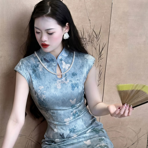 2026夏季新款女新中式国风改良旗袍短袖港风修身显瘦连衣裙D8135