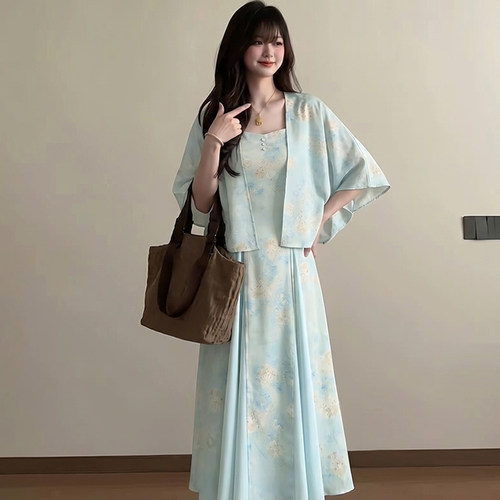 【两件套】2026法式温柔风独特漂亮绝美吊带裙开衫夏季女D6765
