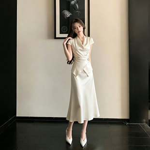 两件套2026夏季新款法式轻熟风气质绝美上衣高腰半身裙套装D6850