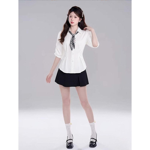 两件套2026夏季新款女韩系学院风短袖收腰显瘦上衣半裙套装D5939