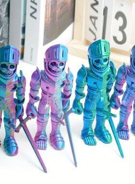 3D Printed Skull Warrior Models with Flexible Joints, Vibran