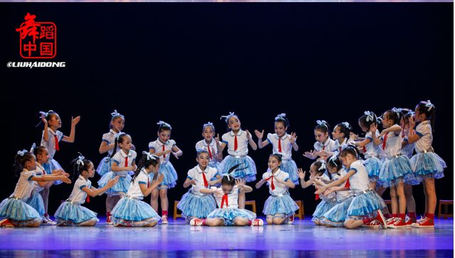 新款儿童演出服 第八届小荷风采为你鼓掌舞蹈表演服少儿蓬蓬裙