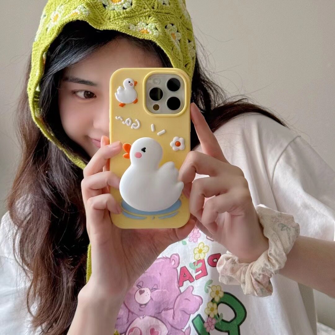 苹果手机壳立体鸭子适用苹果15promax手机壳iphone13pro防摔保护套新款14pro女款12硅胶软卡通可爱创意软壳