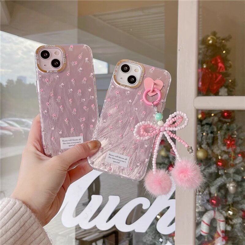 苹果手机壳少女心小碎花蝴蝶结挂件适用iPhone15promax苹果14粉镭射13手机壳12毛球链11全包硅胶防摔套保护套
