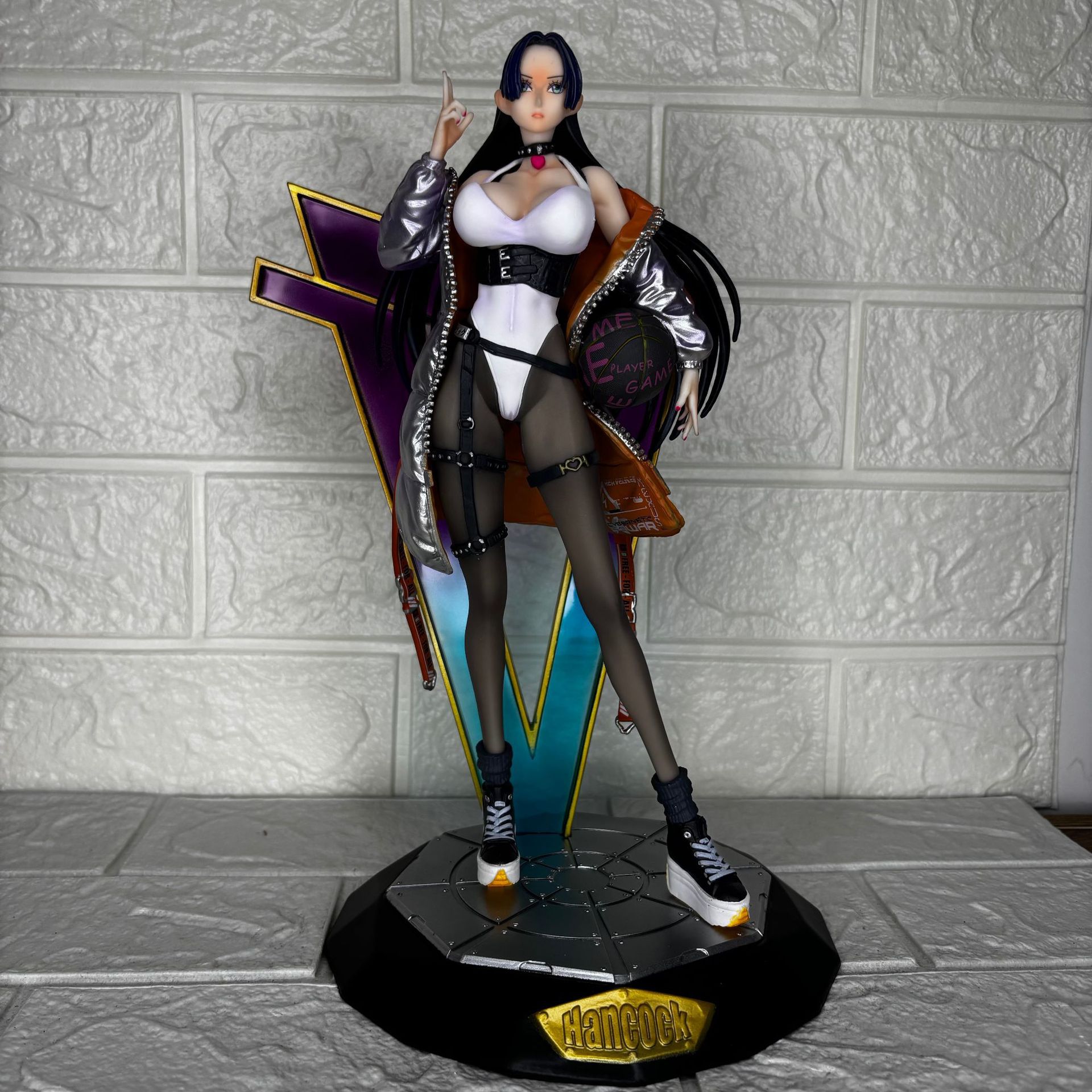 海贼王潮牌篮球运动女帝1比6底座