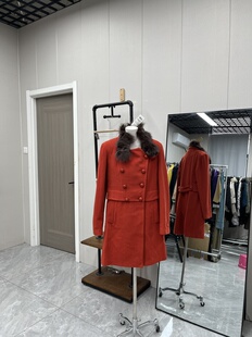 狐狸毛领设计百搭长款呢料大衣高级复古显瘦保暖款