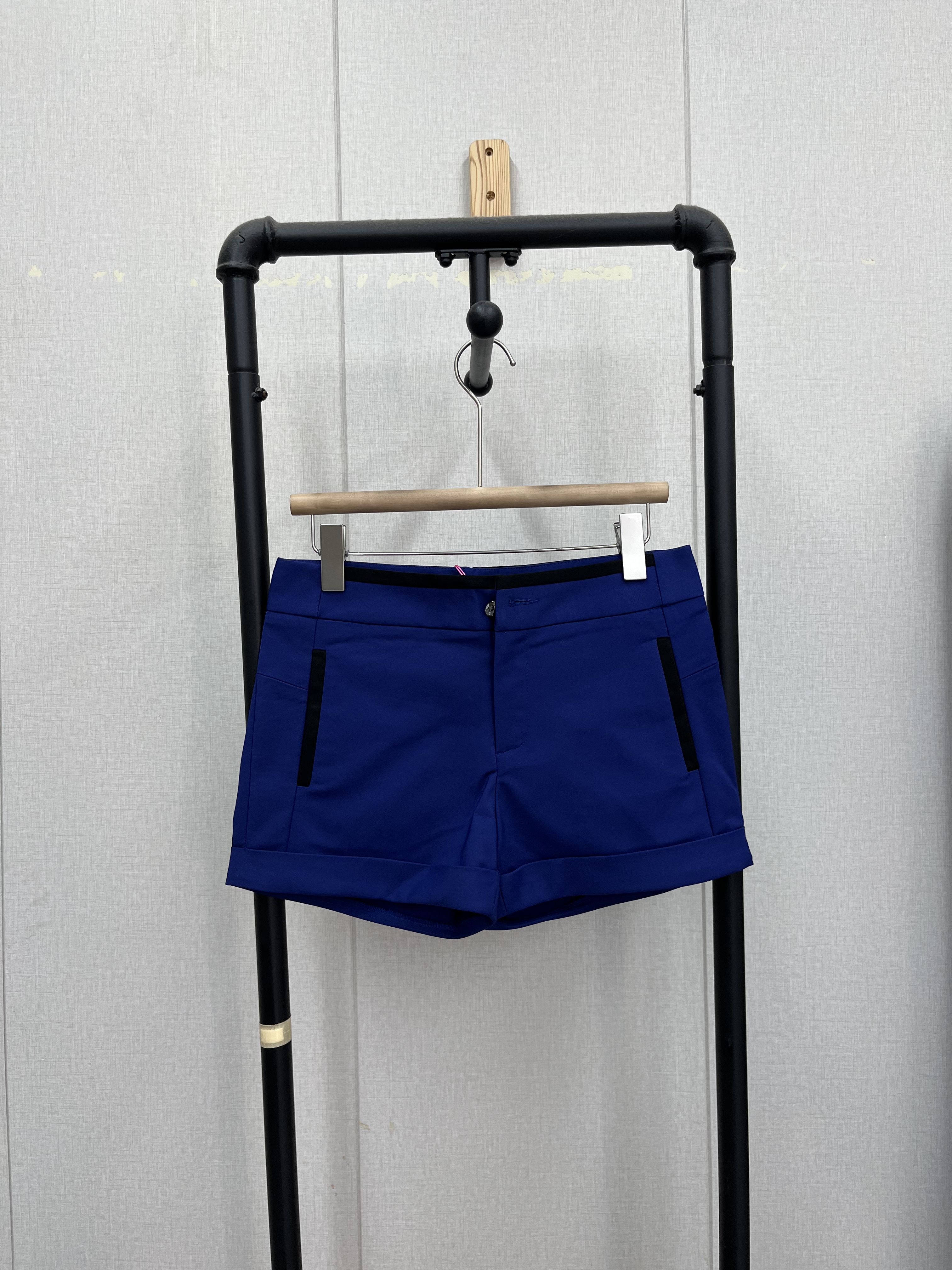 夏季短裤时尚通勤中低腰百搭复古A字气质休闲薄舒适