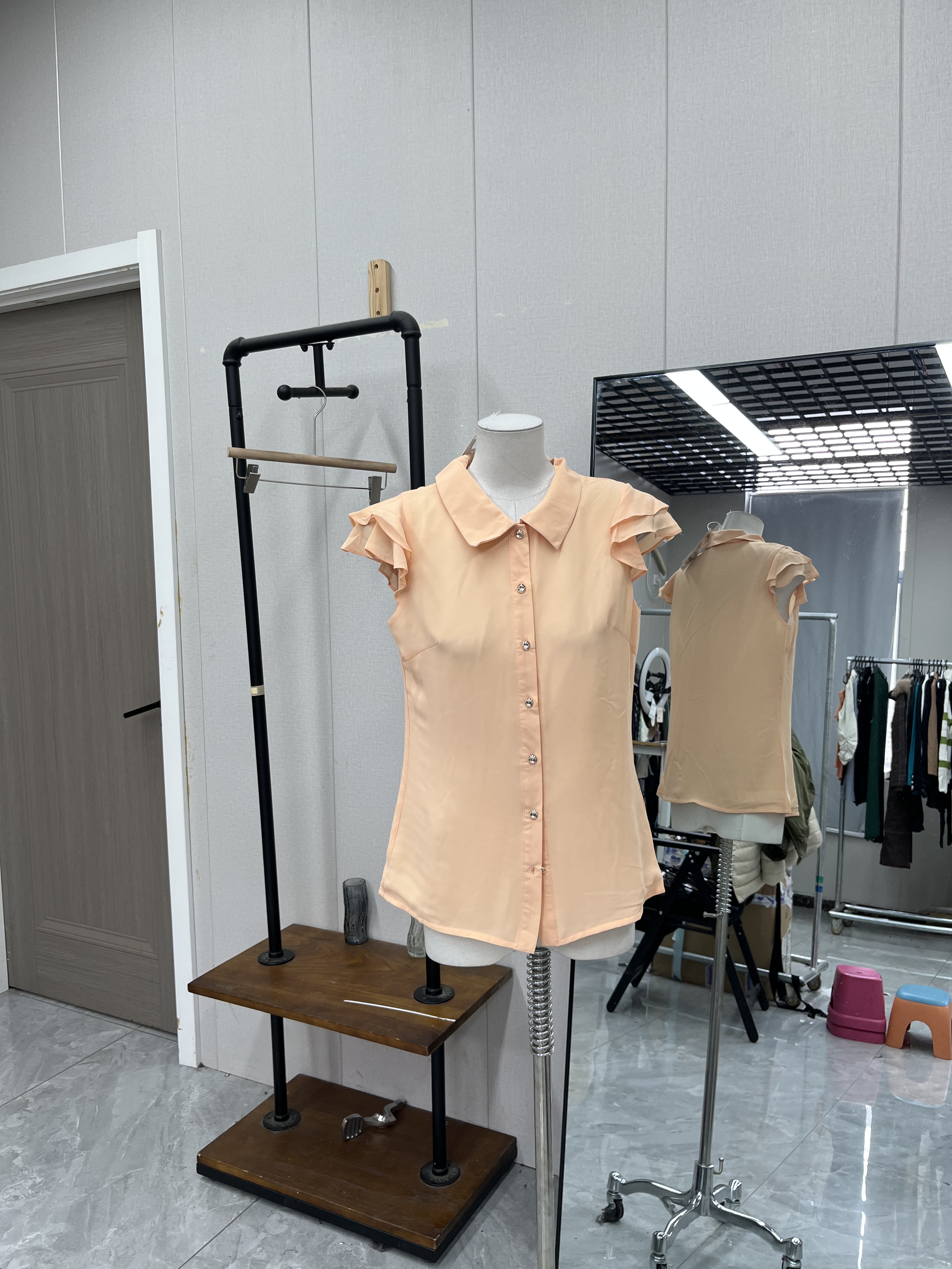 新款肉粉色翻领短袖雪纺衬衫夏季洋气时尚气质百搭减龄