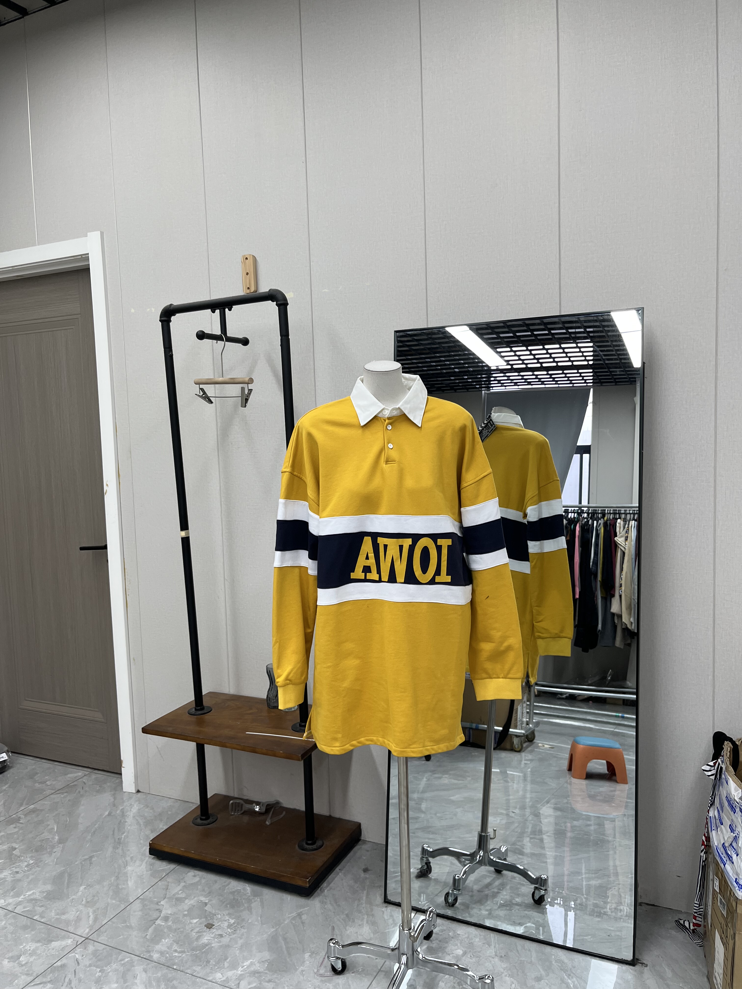 运动减龄风时尚衬衫领卫衣百搭宽松春秋款中性高级,女装/女士精品,POLO衫,淘宝优惠券,粉丝福利购,淘宝优惠卷