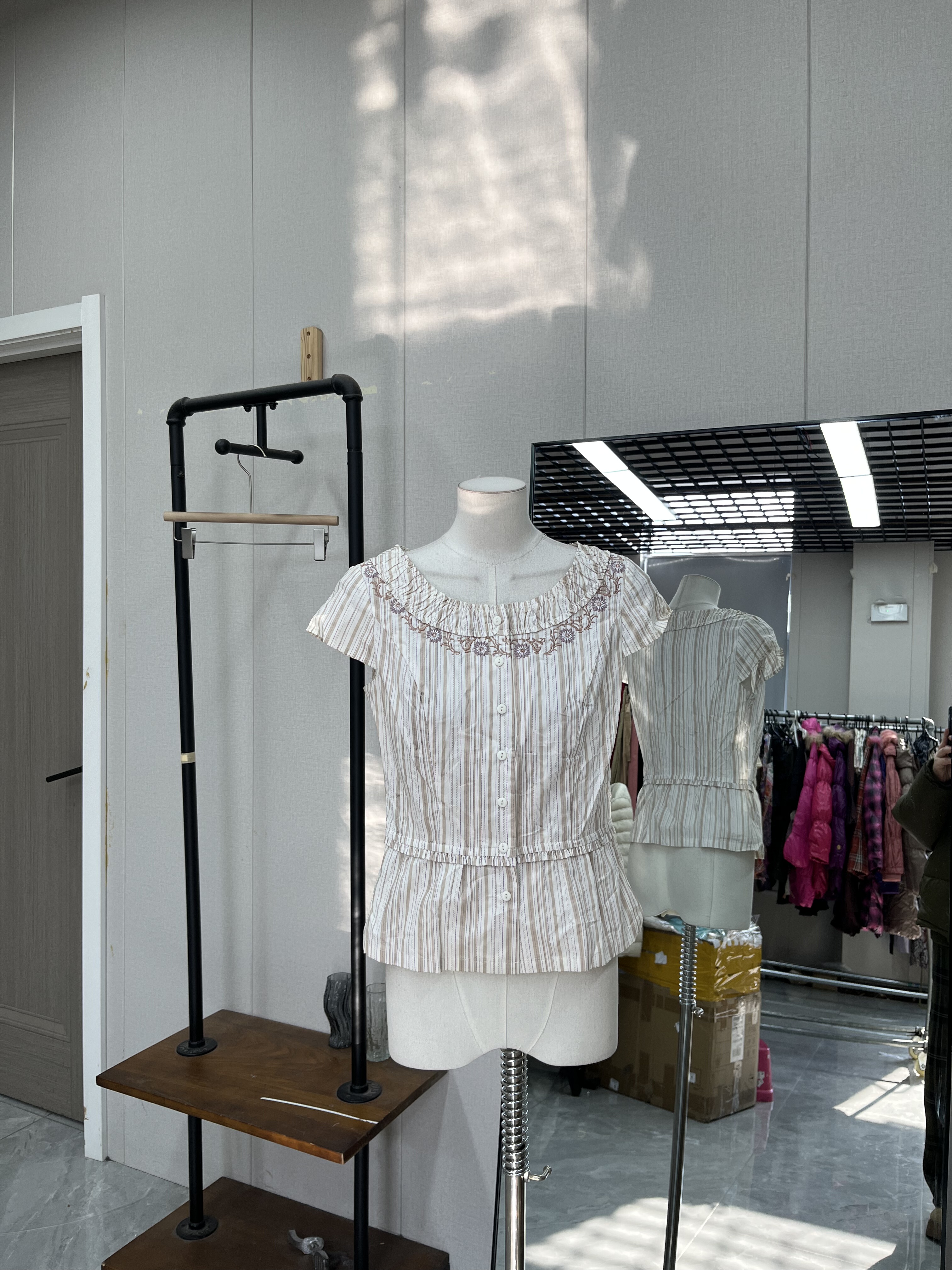 可爱减龄娃娃衫夏季款短袖精致刺绣甜美宽松休闲