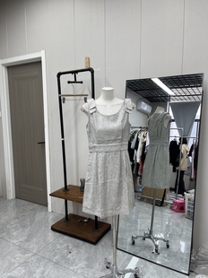 连衣裙甜美浅灰色收腰显瘦款 麻料时尚 款 夏季 无袖