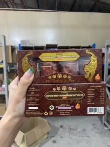 泰国原装暹罗五虎膏金老虎膏膝盖关节扭伤跌打损伤舒筋活络酸痛膏