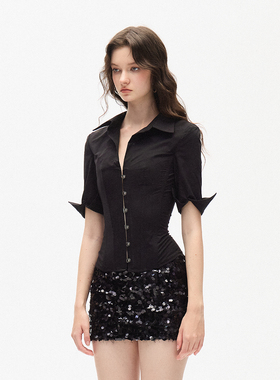 AE30 SAINT黑色金属排扣修身半袖上衣  鱼骨收腰鸡眼绑带曲线衬衫