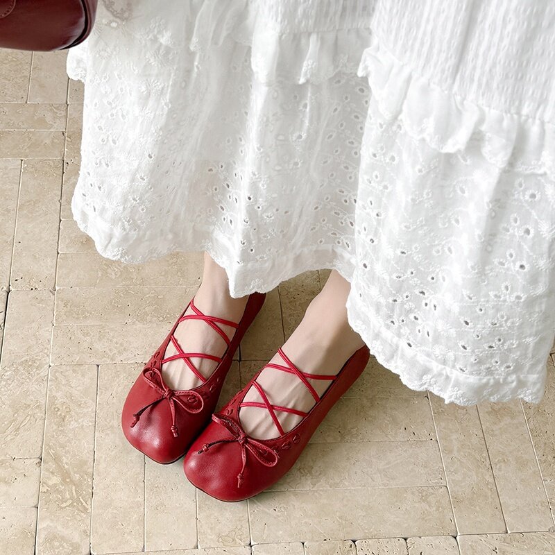 法式复古风交叉绑带玛丽珍鞋女红色圆头平底芭蕾舞鞋浅口单鞋新品