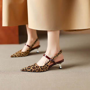 复古风真皮马毛豹纹尖头细跟玛丽珍鞋 夏天 女搭扣气质通勤包头凉鞋