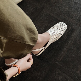 法式镂空编织包头凉鞋女平底透气后绊带米白色圆头夏天百搭女鞋子